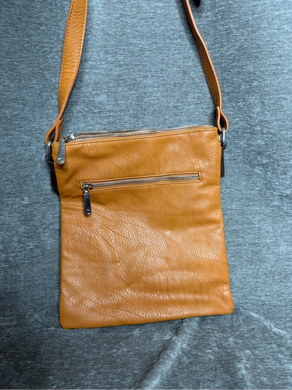 Leather Crossbody Bag in Tan & Brown